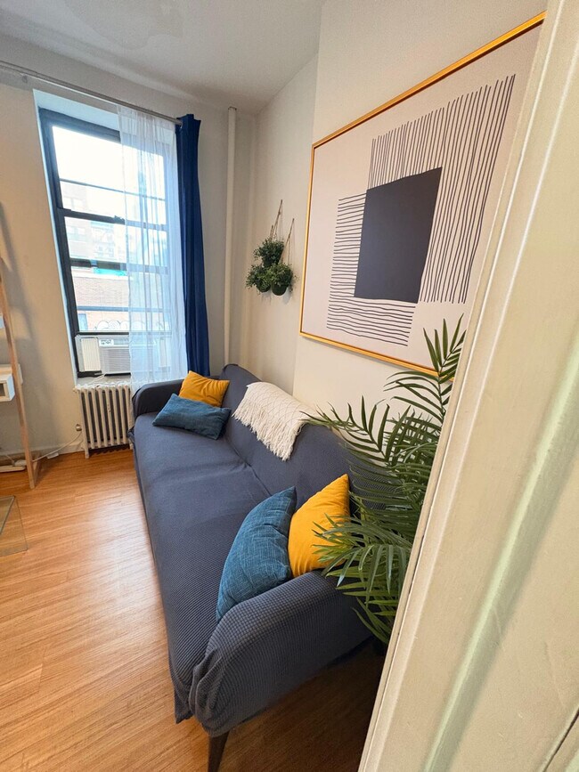 Foto del edificio - 402 E 11th St