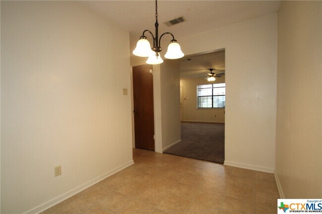 Building Photo - 3710 Charolais Dr