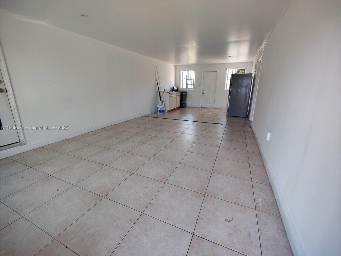 Foto del edificio - 2413 Harding St