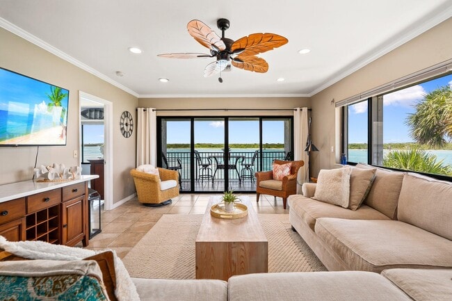 Building Photo - 1630 Seaway Dr