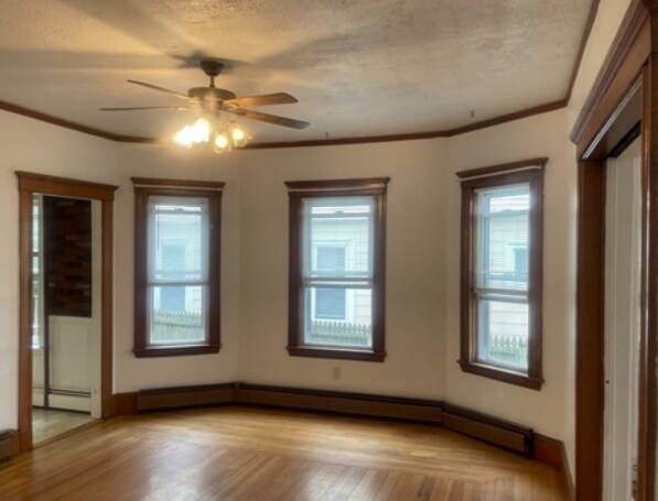 Foto del edificio - 10 Bowdoin St