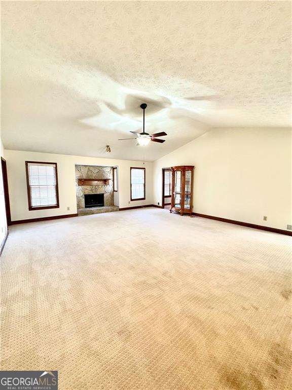 Building Photo - 910 Thousand Oaks Dr