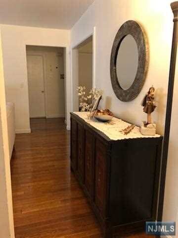 Foto del edificio - 514 Edison St