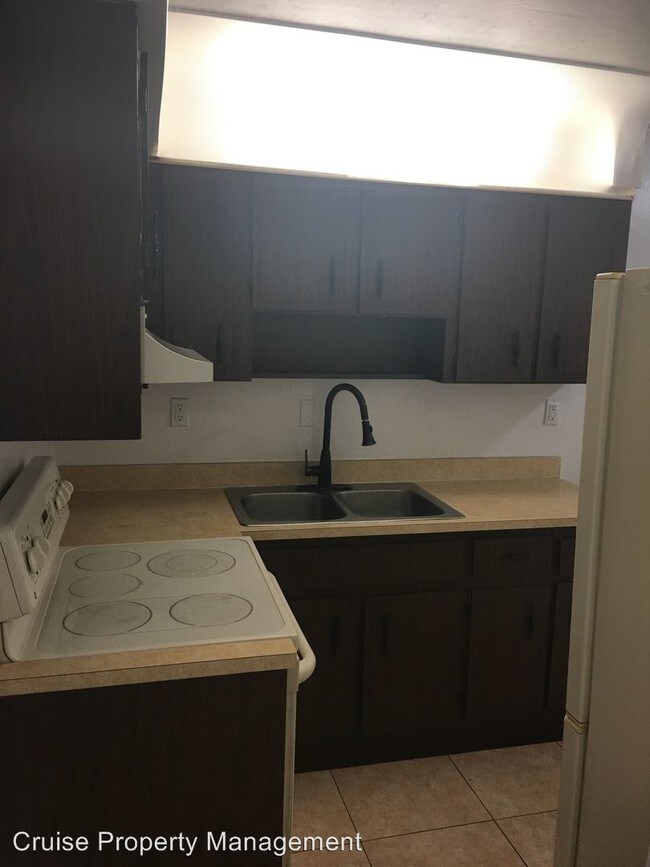 Foto del edificio - 4931 SW 65th Ave