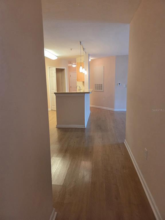 Foto del edificio - 5824 Lake Pointe Village Cir