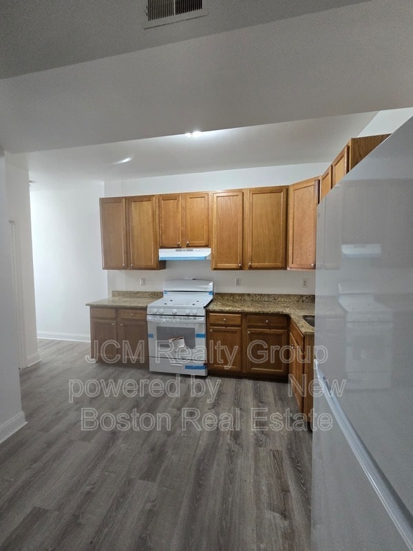 Photo - 138 Chestnut St Apartment