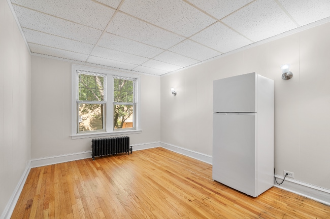 Foto del edificio - 1440 W Howard St