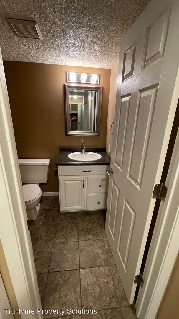 Building Photo - 4 br, 2 bath House - 21 Vail Circle
