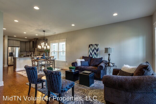 Foto del edificio - 3 br, 3.5 bath House - 6011B California Ave.