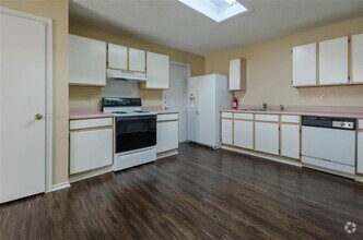 Building Photo - 6050 Summer Fest Dr