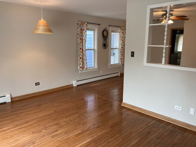 Foto del edificio - 4944 N Leavitt St