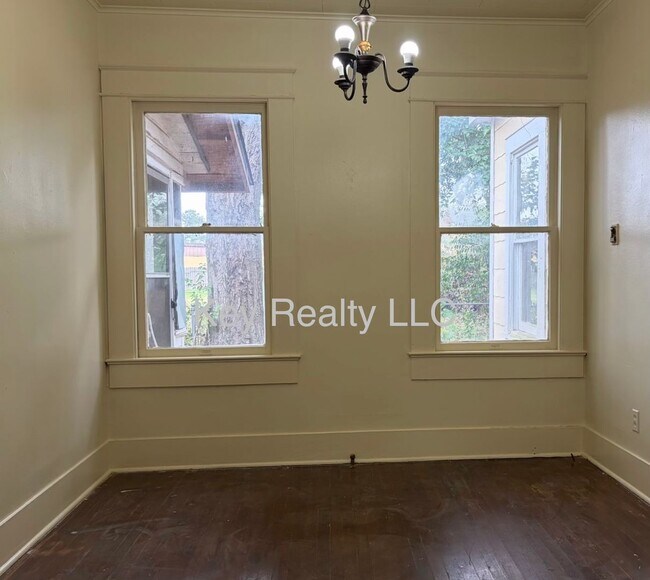 Foto del edificio - 609 18th St