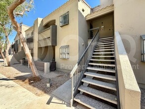 Building Photo - 747 S Ext Rd