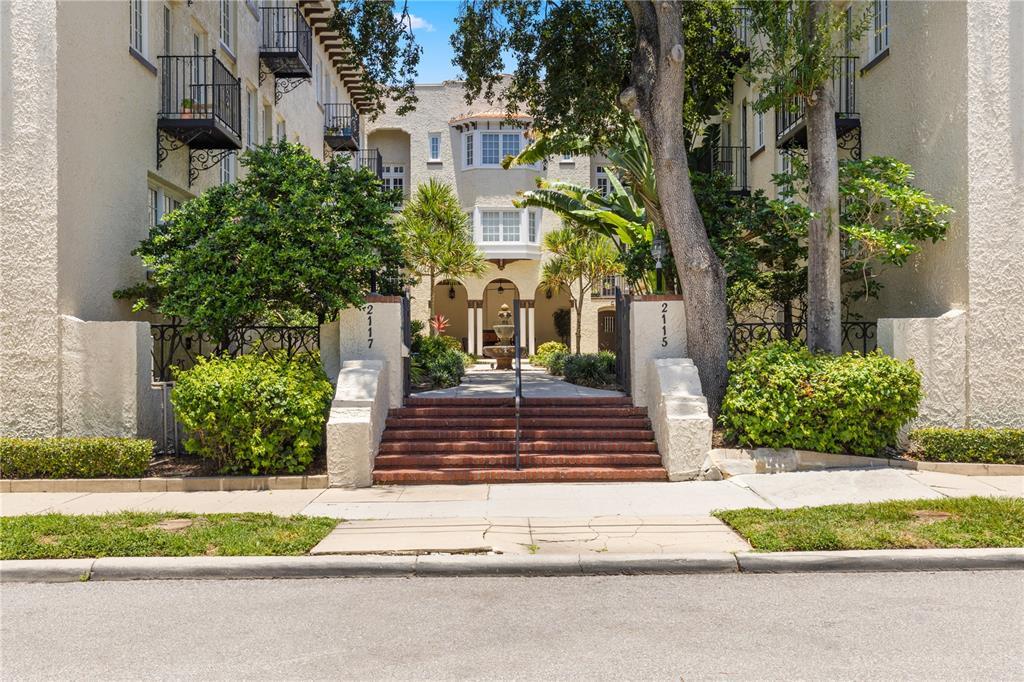 Foto principal - 2117 W Dekle Ave
