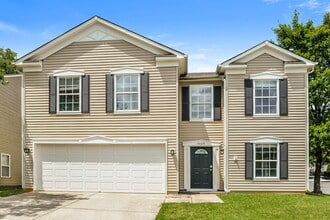 Building Photo - 7029 Maple Park Ln