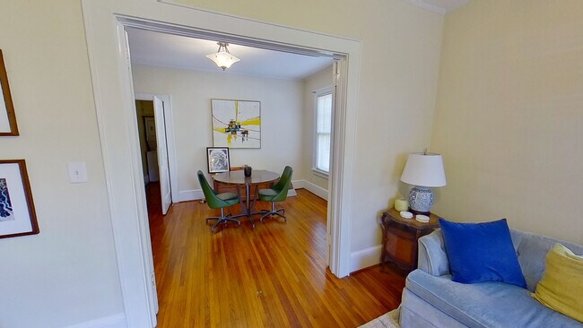 Building Photo - 1512 Sunnyside Ave