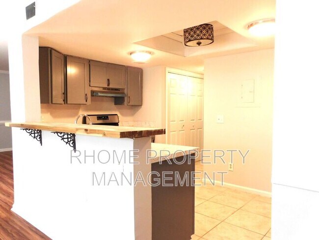 Foto del edificio - 3093 Westwood Way