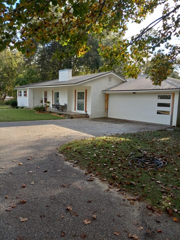 127 Dr, Dothan, AL 36303 House Rental in Dothan, AL