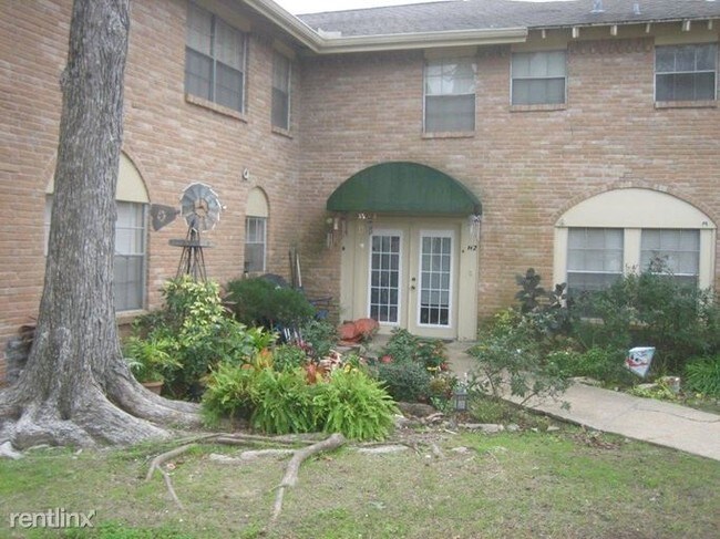 Foto del edificio - 600 Deats Rd