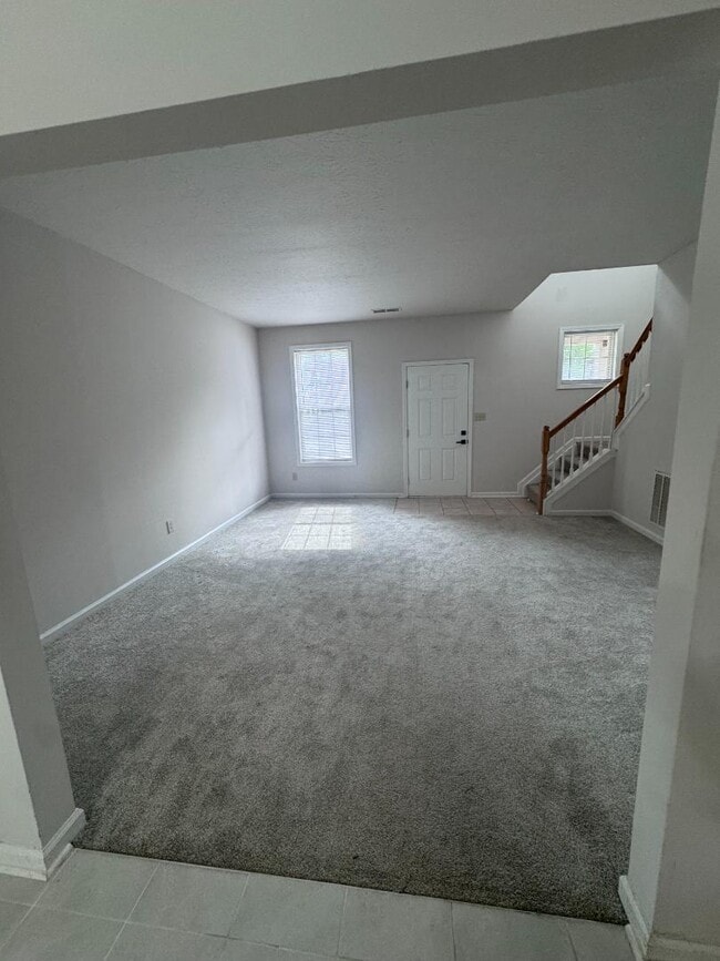 Building Photo - 3711 Lochdale Terrace