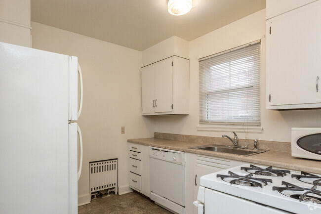 2BR, 1BA-770SF - Westview Apartments