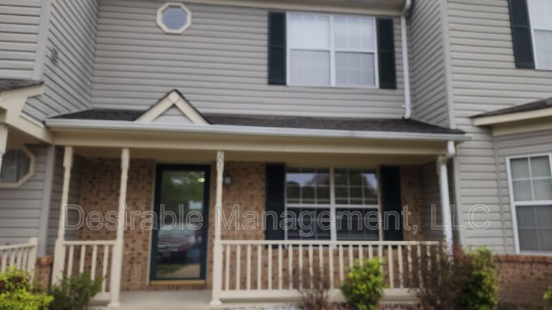 Primary Photo - 106 Foundry Ct