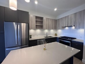 Building Photo - 6960 Nicholson Rd