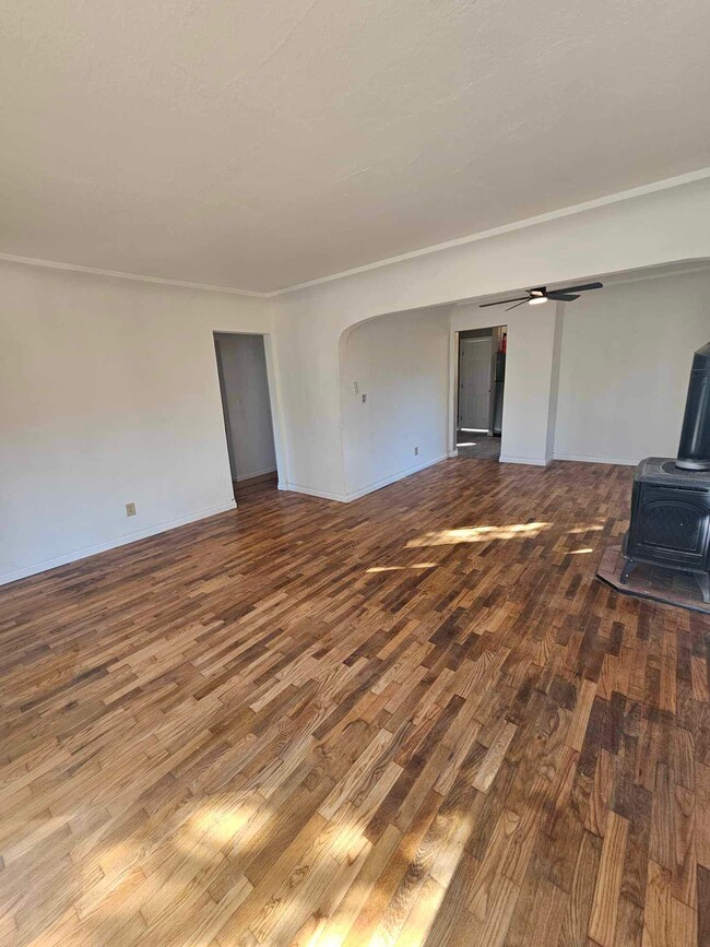 Foto del edificio - 1410 S 46th St