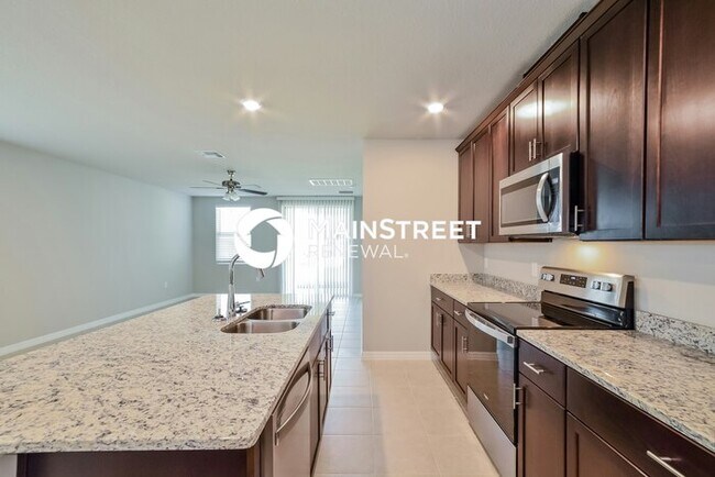 Building Photo - 4 Bedroom Pet-Friendly Home in St. Cloud, FL with Main Street Renewal