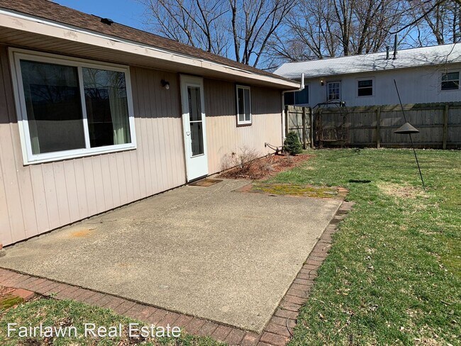 Building Photo - 3 br, 1 bath House - 3103 Sylvan Drive