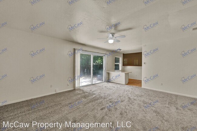 Foto del edificio - 3 br, 2 bath House - 12224 Bishop Dr.
