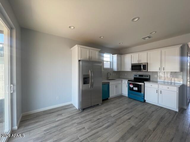 Building Photo - 1341 E Pueblo Ave