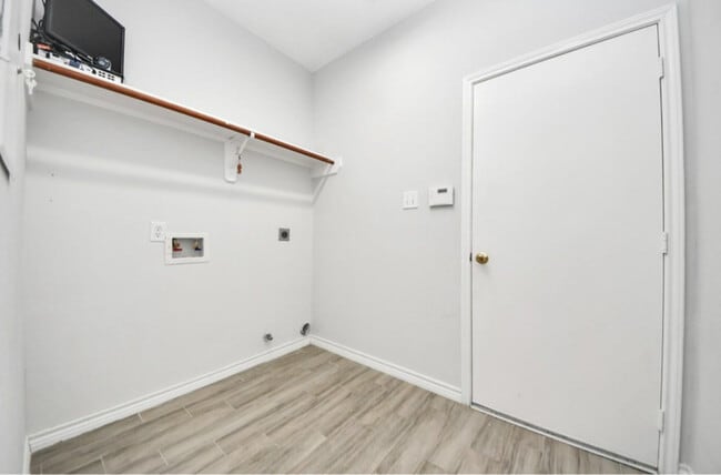 Building Photo - 11514 Mill Bridge Ct
