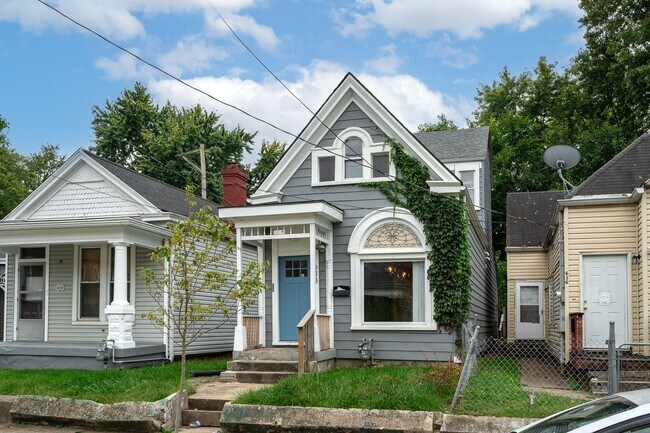 Foto del edificio - 638 E Ormsby Ave