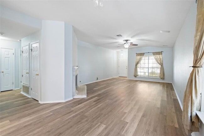 Building Photo - 3609 Ruby Red Dr