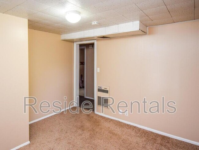 Foto del edificio - 695 N 150 W