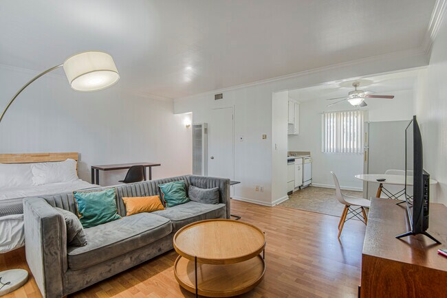 Building Photo - 5845 Interceptor St