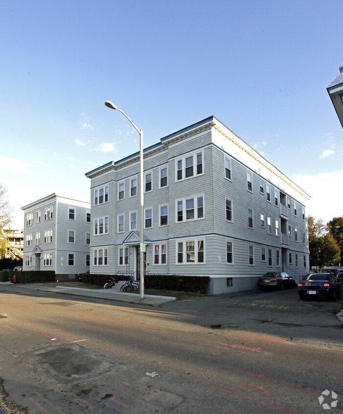 24 Surfside Rd, Lynn, MA 01902 Apartments in Lynn, MA