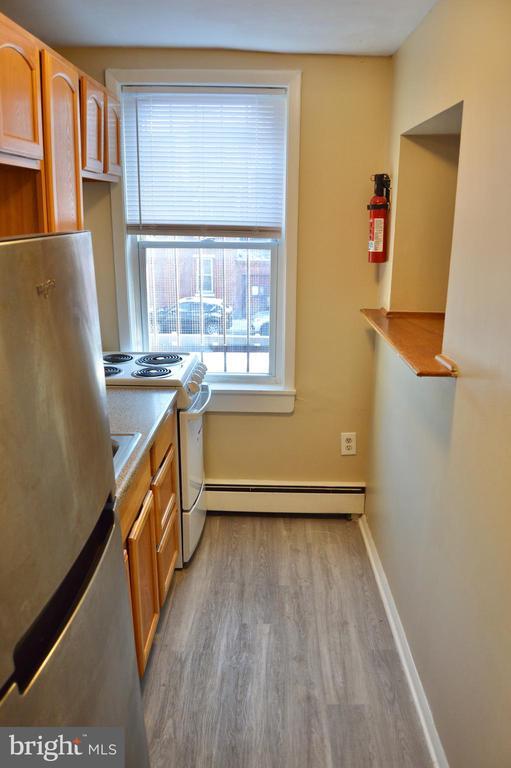 Foto del edificio - 424 E Girard Ave