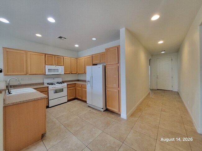 Foto del edificio - 7280 Fountain Village Ave