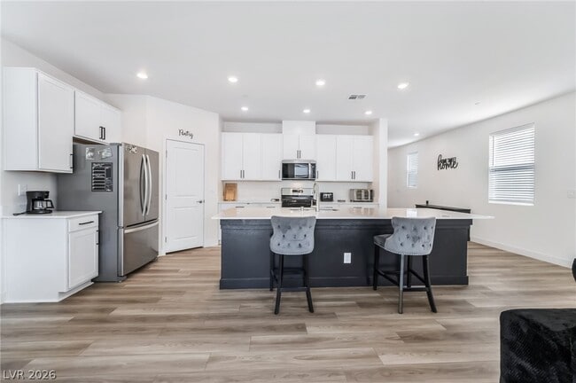 Building Photo - 670 Tranquil Bay Ct