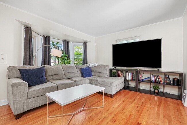 Foto del edificio - 11401 S Talman Ave