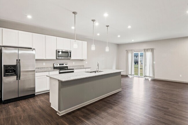 Foto del edificio - Beautiful Four Bedroom 2022 Construction