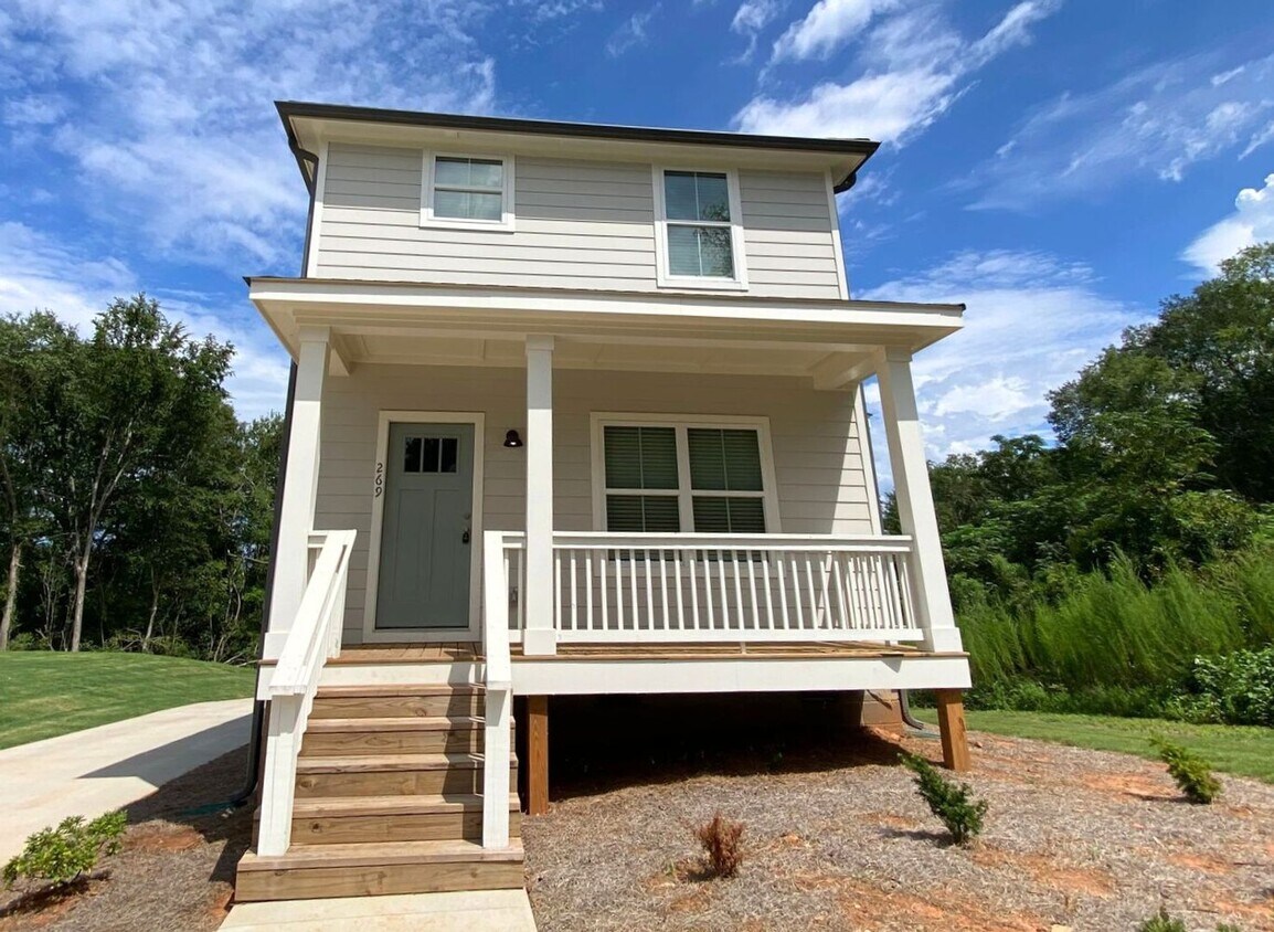 Primary Photo - NEW CONSTRUCTION! NOW LEASING FOR AUGUST 2...