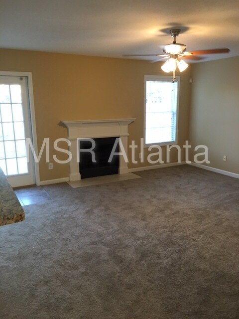 Building Photo - 7024 White Walnut Way