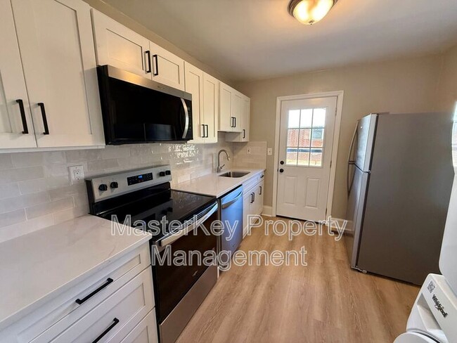 Photo - 1411 Hudson Ave House