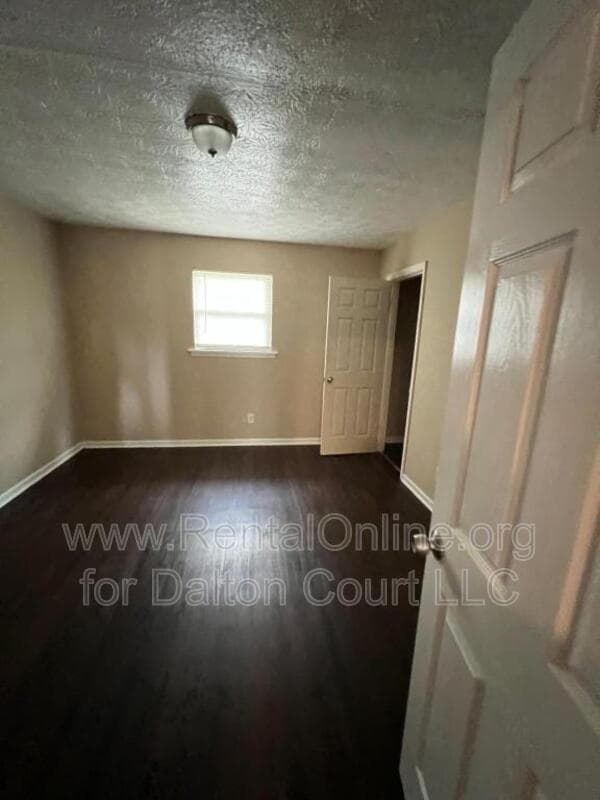 Foto del edificio - 1972 Cambridge Dr