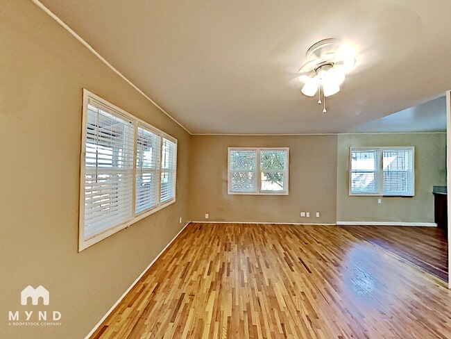 Building Photo - 7 Garrison Dr