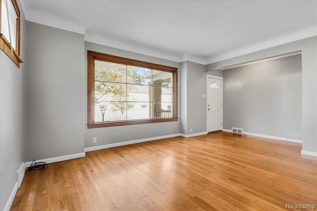 Building Photo - 1411 Wayburn St