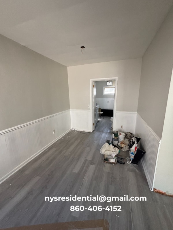 Building Photo - 108 Robble Ave